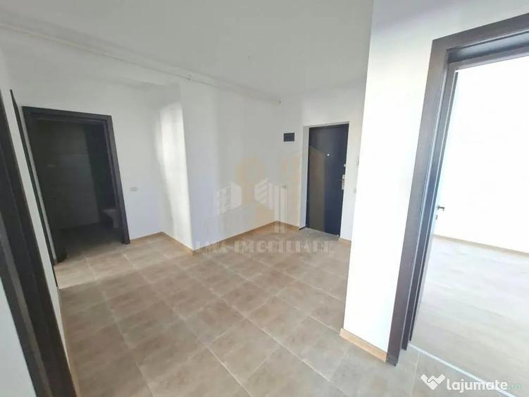 Apartament cu 3 camere decomandat în Sânpetru