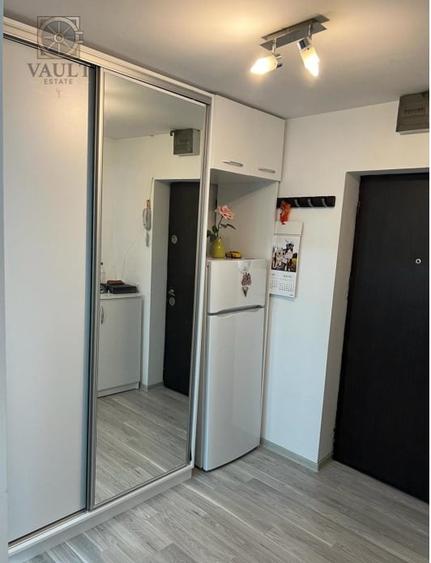 Apartament cu 2 camere semidecomandat, mobilat în Tineretului
