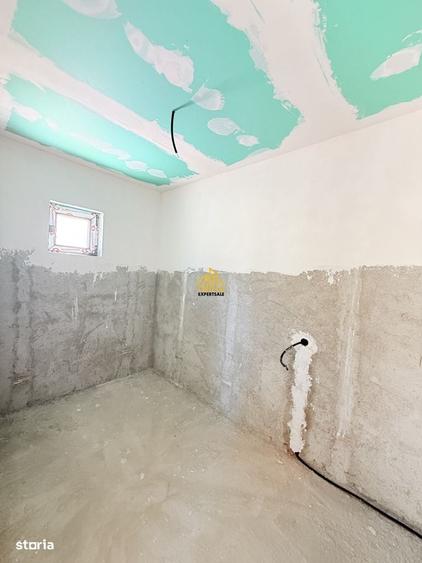 Casă cu 4 camere cu Teren 250 Mp în Clinceni