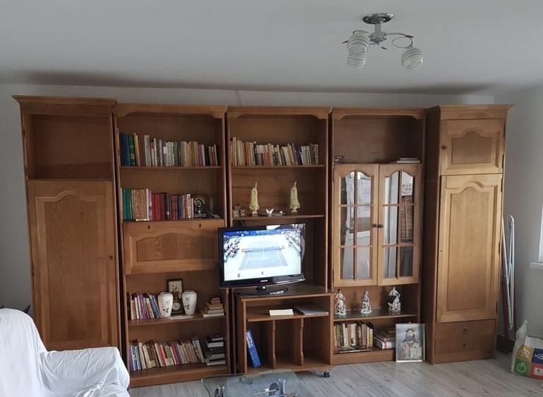 Apartament cu 3 camere decomandat în Găvana