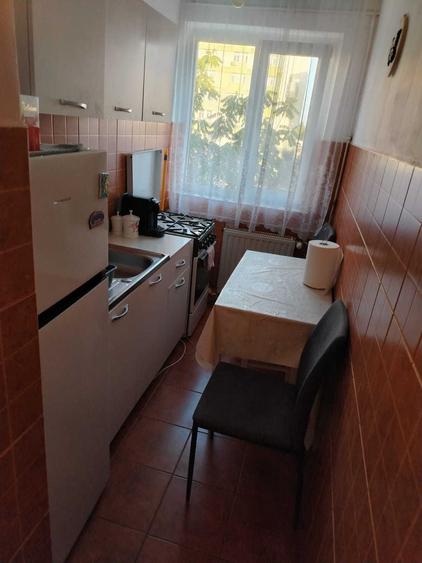 Proprietar, inchiriez apartament cu 2 camere - 2