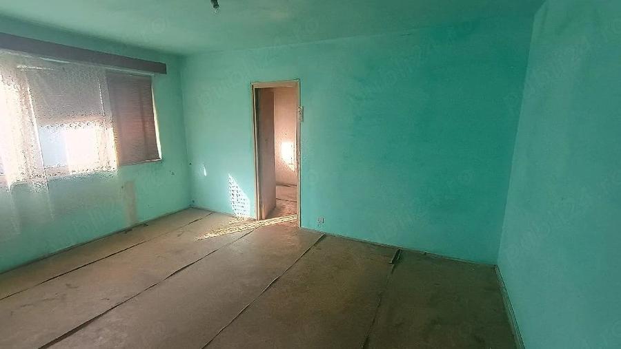 Apartament cu 2 camere nedecomandat în Central