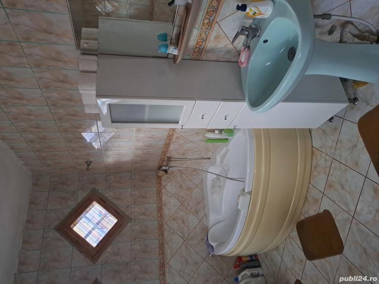 Casă cu 5 camere cu Teren 600 Mp în Central