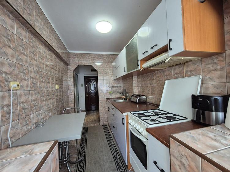 Apartament cu 2 camere semidecomandat în Câmpia Libertății