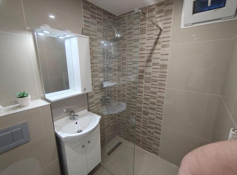 Apartament cu 2 camere decomandat, mobilat în Mihai Viteazul
