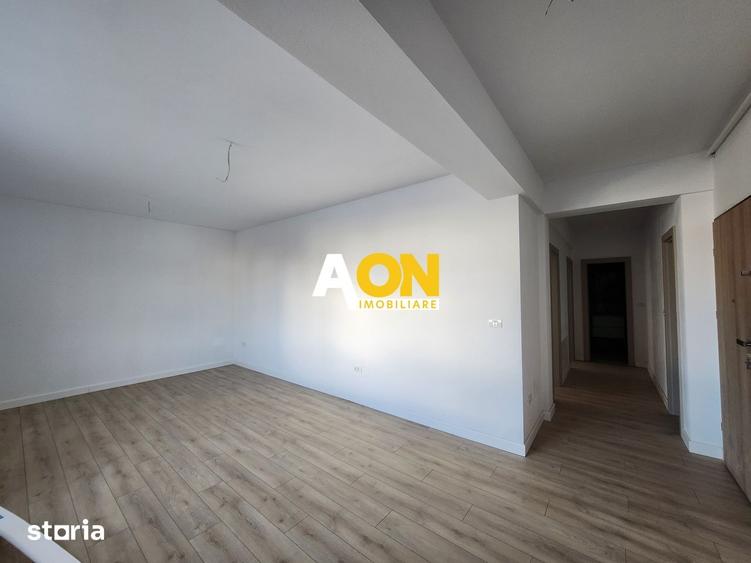 Apartament cu 3 camere în Cetate