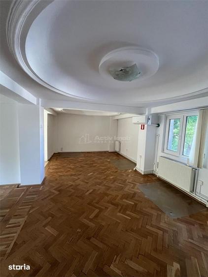 Spațiu comercial, de 260 mp, în Port