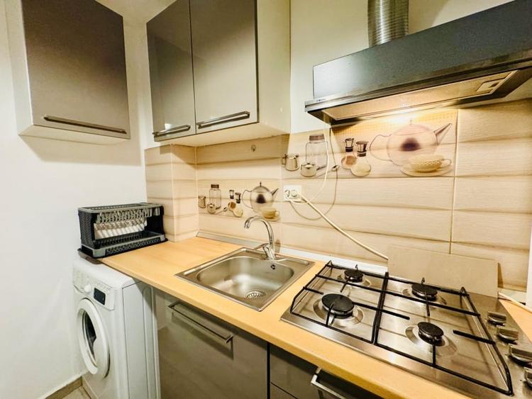 Apartament cu 2 camere semidecomandat, mobilat în Doamna Ghica