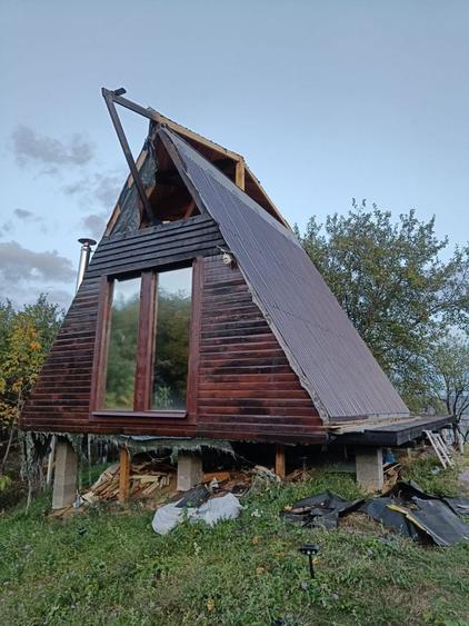 Teren de 560 mp, în Bogdănești (Bujoreni)