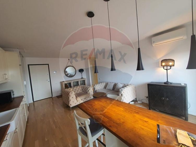 Apartament cu 2 camere semidecomandat, mobilat în Domenii