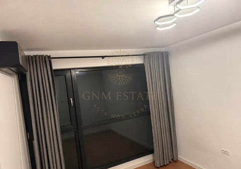 Apartament cu 3 camere semidecomandat, mobilat în Sălaj