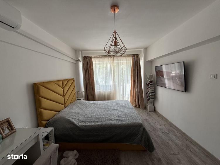 Garsonieră decomandată în Costin Georgian
