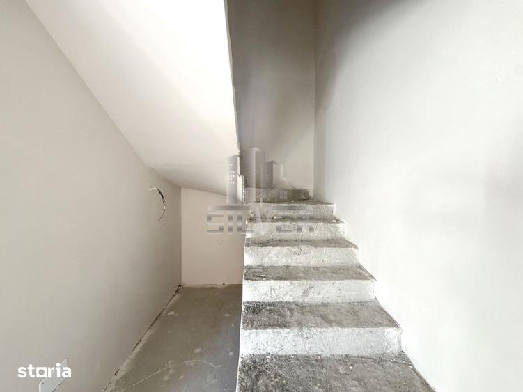 Casă cu 4 camere cu Teren 180 Mp în Florești