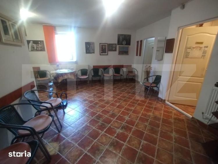 Apartament cu 3 camere în Decebal