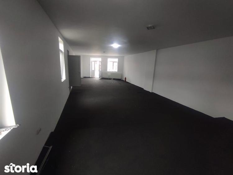 Spațiu comercial, de 100 mp, în Bariera Vâlcii