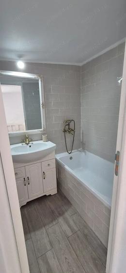 Casă cu 3 camere cu Teren 280 Mp în Palazu Mare