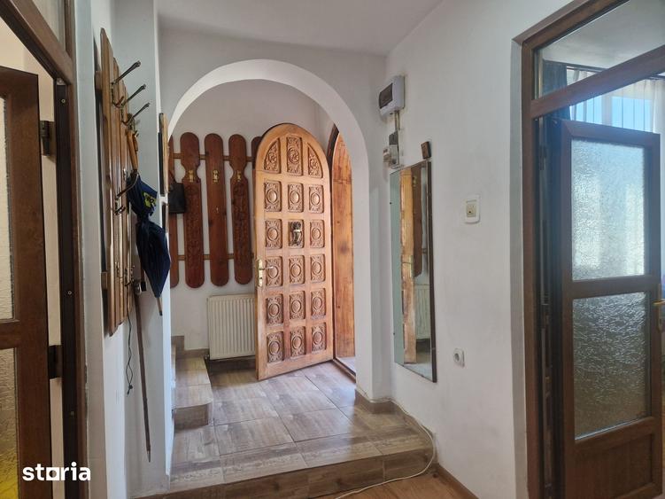 Casă cu 4 camere cu Teren 204 Mp în Gheorghe Doja