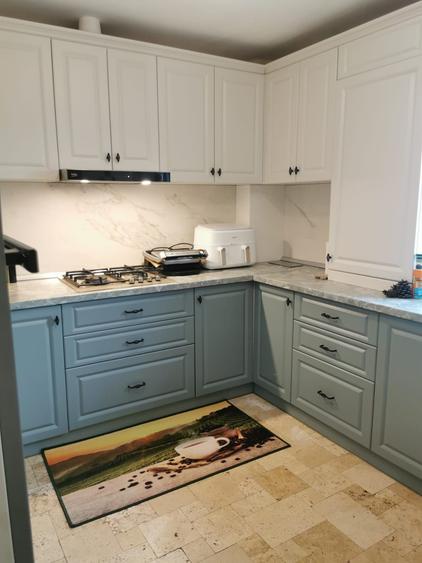 Apartament cu 3 camere decomandat în Traian