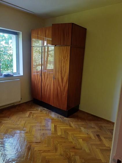 Apartament cu 3 camere decomandat în Aruncuta