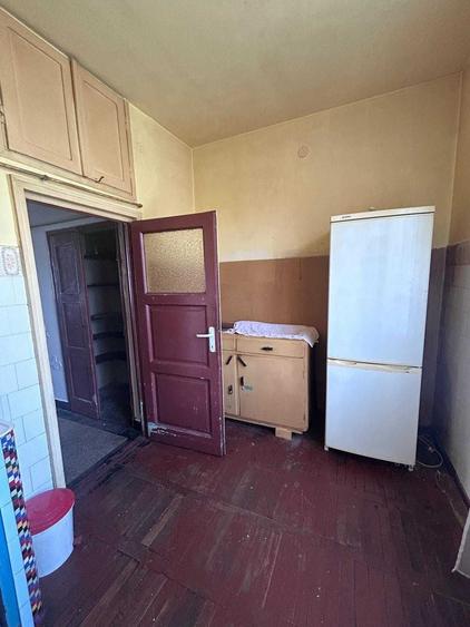 Apartament cu 2 camere decomandat în Petros