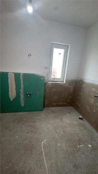 Duplex, finisaje premium - separat prin casa scarii - 7