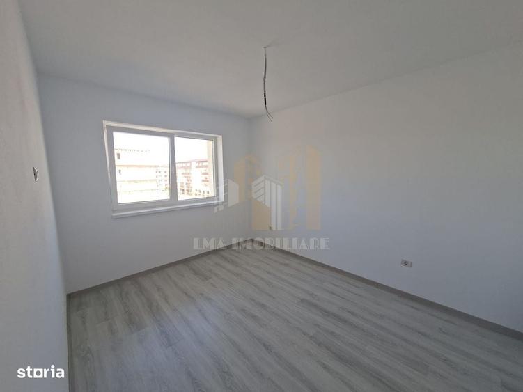 Apartament cu 3 camere decomandat în Sânpetru