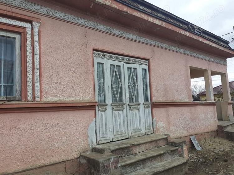 Teren de 762 mp, în Străoane