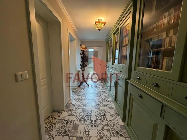 Casă cu 4 camere cu Teren 250 Mp în Utvin