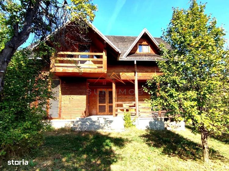 Casă cu 4 camere decomandat în Brebu