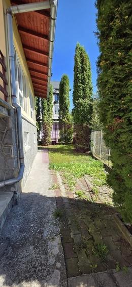 Casă cu 7 camere în Central
