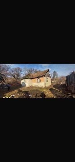Casă individuală cu 2 camere cu Canalizare în Făureni