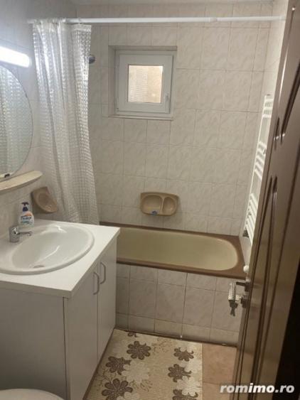 Apartament cu 2 camere semidecomandat în Sisești