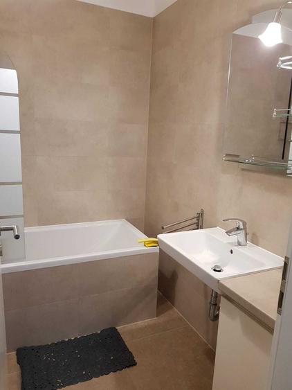 Apartament cu 2 camere decomandat în Avantgarden