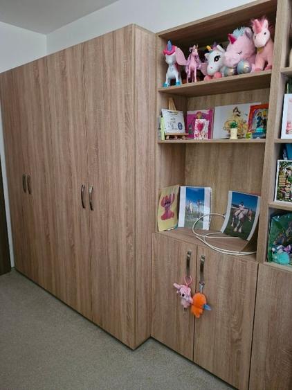 Apartament cu 3 camere decomandat, mobilat în Central