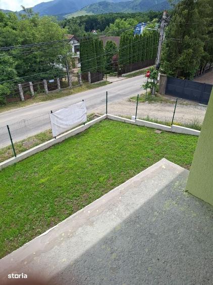 Casă cu 4 camere în Sadu