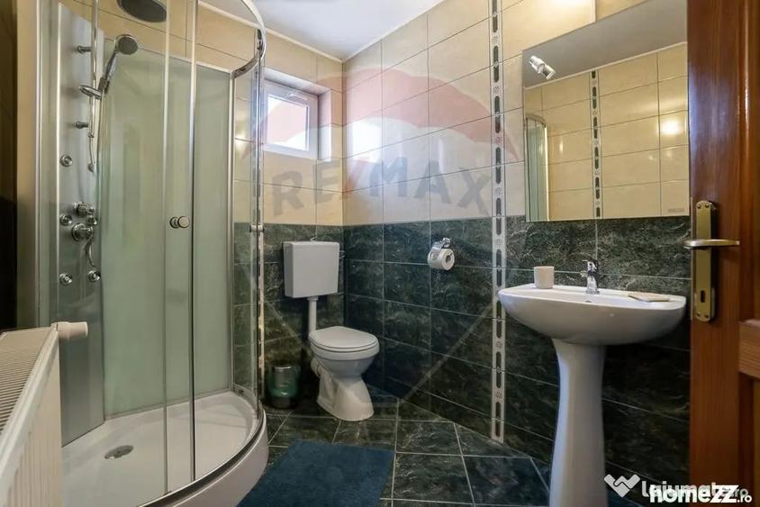 Casă cu 4 camere cu Teren 443 Mp în Poiana Mărului