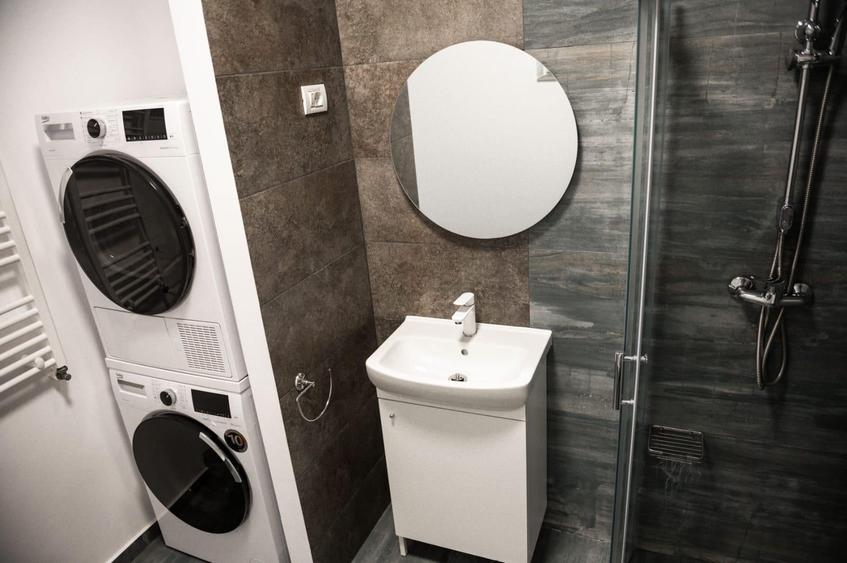 Casă individuală cu 4 camere cu Canalizare în Mamaia-Sat