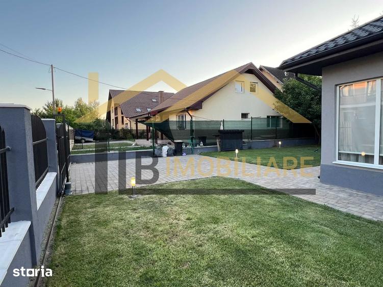 Casă cu 4 camere cu Teren 450 Mp în 7 Noiembrie