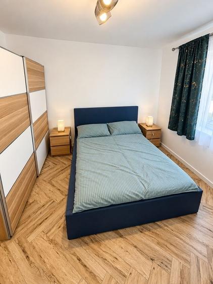 Apartament cu 2 camere decomandat în Lisaura