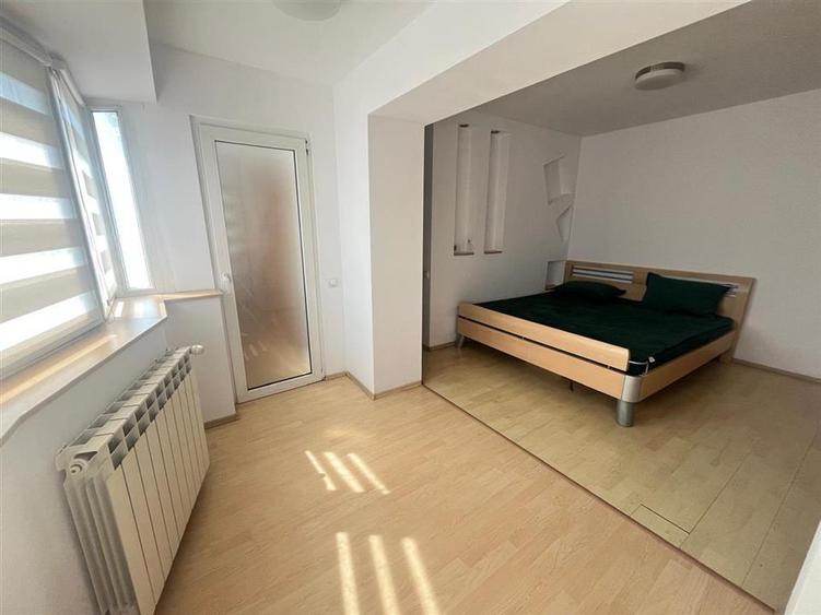 Apartament 3 camere 2 balcoane etaj 1 - zona Centrala - 13