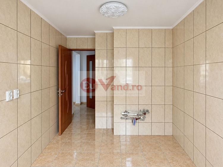 Garsonieră decomandată în Micro 40