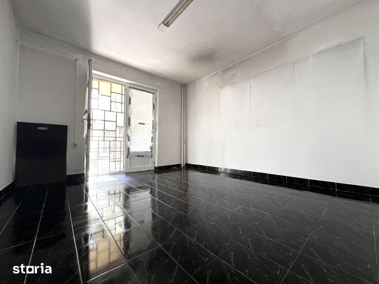 Spațiu comercial, de 40 mp, în Central