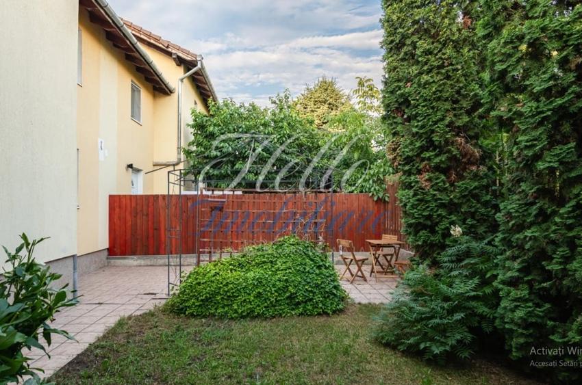 Duplex cu 5 camere cu Canalizare în Florești