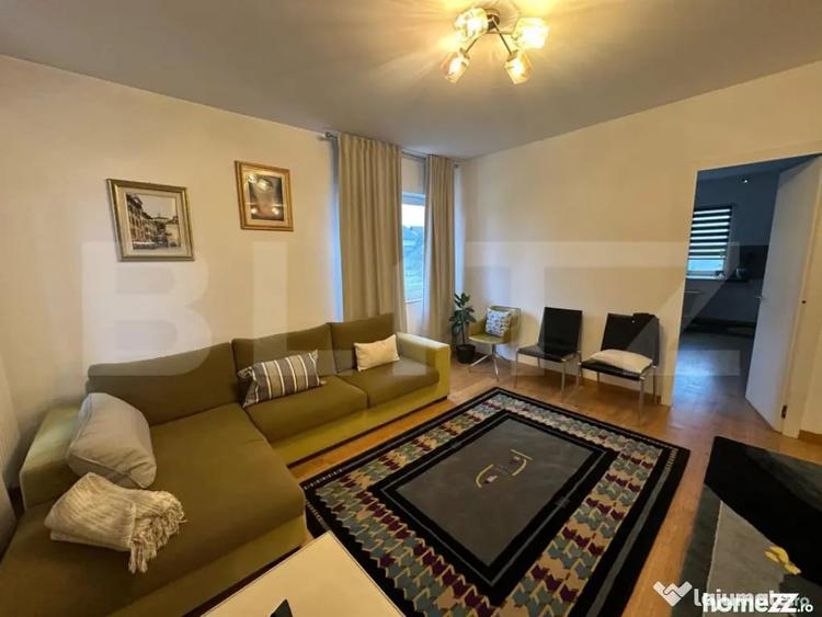 Casă cu 7 camere cu Teren 163 Mp în Lucian Blaga