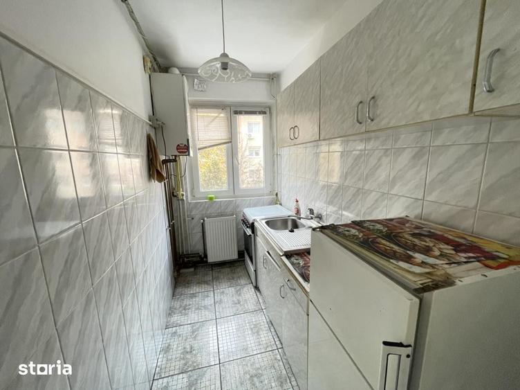 Apartament cu 2 camere nedecomandat în Olimpia-Stadion