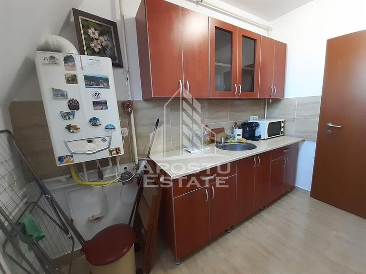 Apartament cu 2 camere semidecomandat în Complex Studențesc