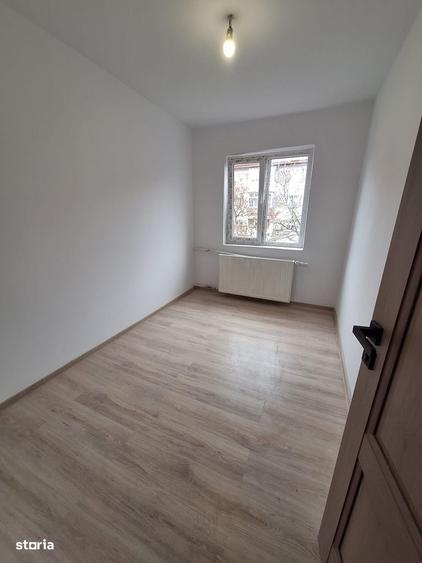 Iulius Town - 4 camere, balcon, in Circumvalatiunii ... 97.900 euro - 1