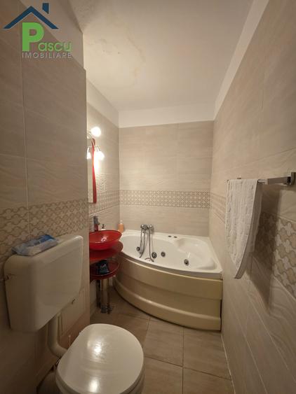 Apartament cu 2 camere semidecomandat în Berceni