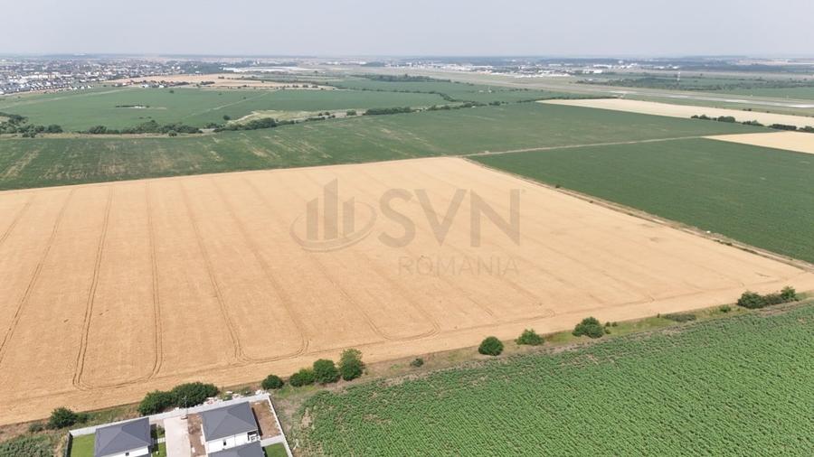 Teren agricol intravilan de 13629 mp, în Tunari