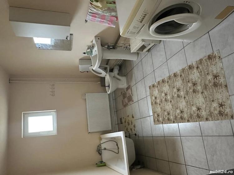 Casă cu 4 camere cu Teren 1480 Mp în Central